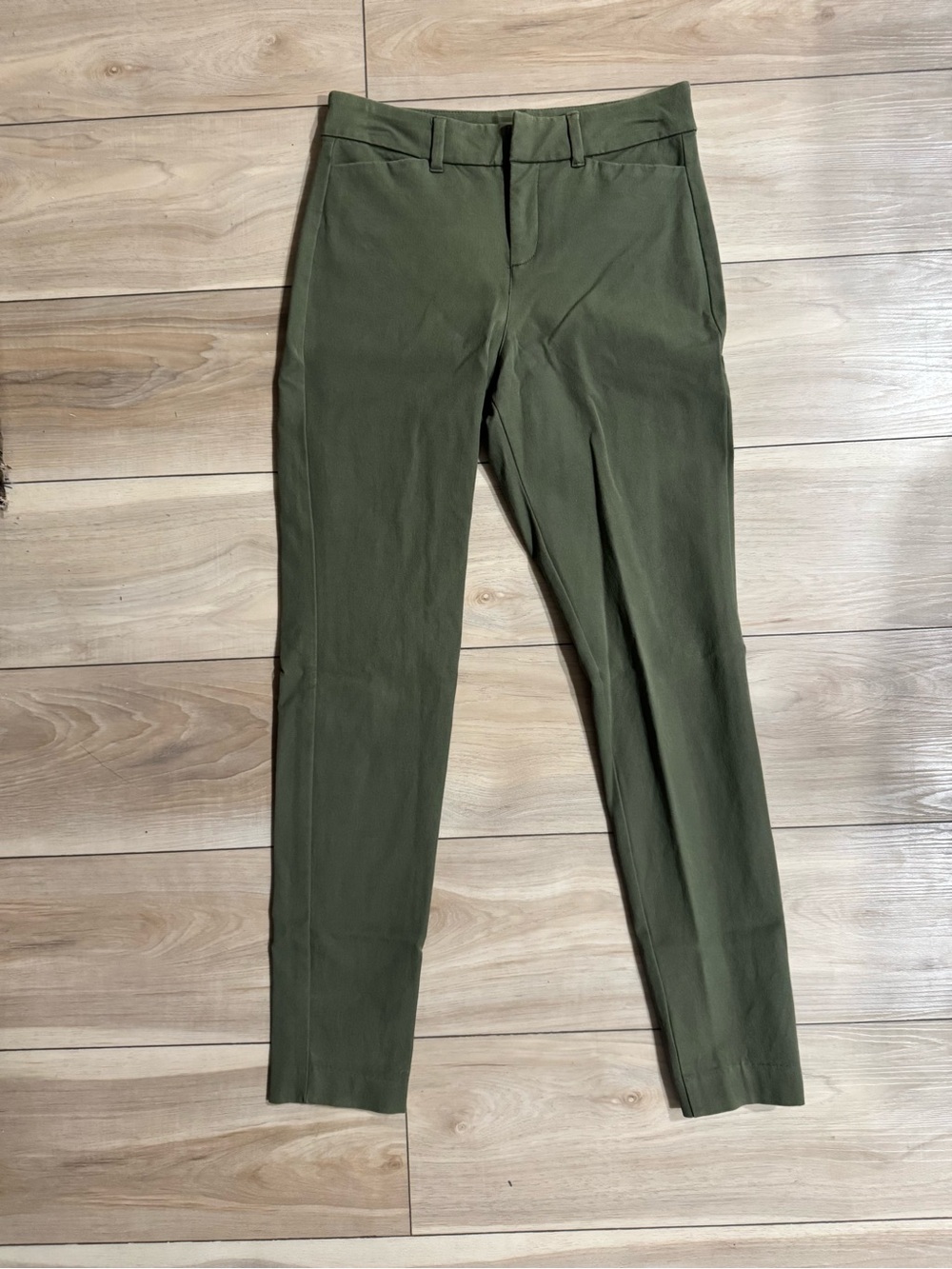 Old Navy Olive High-Rise Pixie Pants
